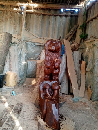 Парковая скульптура «Медвежонок и грибочки»