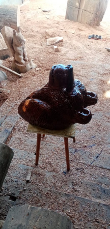 Настенное панно из дерева — голова бурого медведя