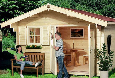 Маленький садовый домик из минибруса 4х4 м, 13.8 кв. м 