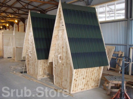 Туалет деревянный дачный "Теремок", крыша - ондулин