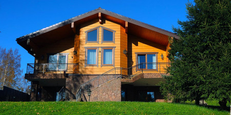 Загородный коттедж из клеёного бруса с мансардой, 2 этажа, 305 м2