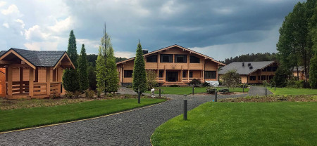 Двухэтажный охотничий клуб с мансардным этажом, 2560 м2