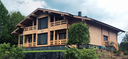 Двухэтажный охотничий клуб с мансардным этажом, 2560 м2