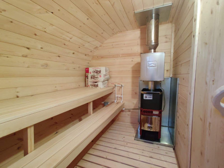 Баня овало бочка, 6х2,4 м, с раздевалкой и крыльцом